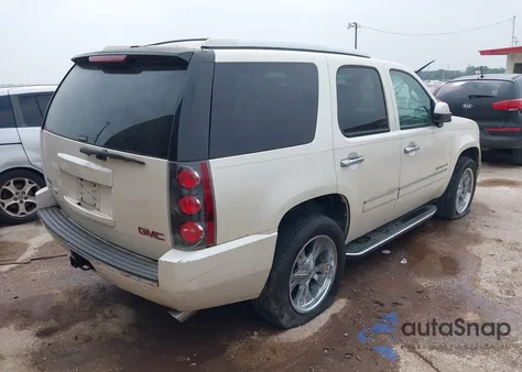 2009 GMC Yukon Denali z USA, uszkodzony, nr VIN 1GKFC032X9R164822